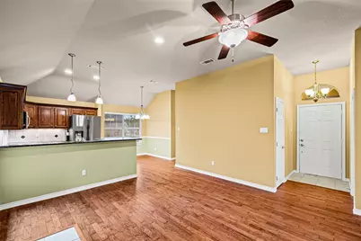 9417 Ravenswood Road, Granbury, TX 76049 - Photo 5