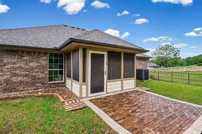 9417 Ravenswood Road, Granbury, TX 76049 - Photo 31