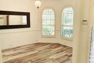 9720 Windy Hollow Dr, Irving, TX 75063 - Photo 11