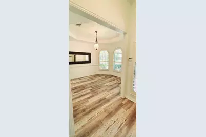 9720 Windy Hollow Drive, Irving, TX 75063 - Photo 9