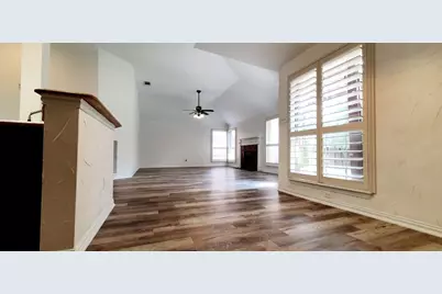 9720 Windy Hollow Drive, Irving, TX 75063 - Photo 7