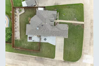 121 Daisey Lane, Justin, TX 76247 - Photo 3