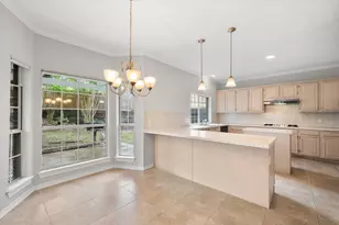 6320 Lake Bluff Dr, Dallas, TX 75249 - Photo 15