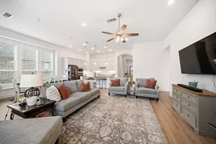 346 Windsor St, Waxahachie, TX 75165 - Photo 5