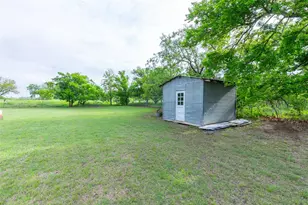 810 State St, Winters, TX 79567 - Photo 13