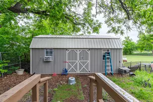 810 State St, Winters, TX 79567 - Photo 11
