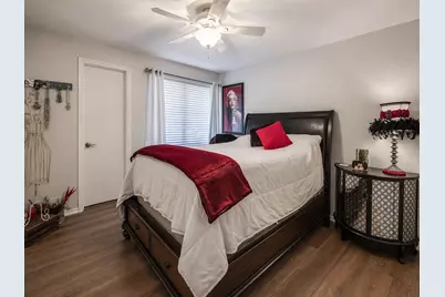 2742 Warwick Way, Grapevine, TX 76051 - Photo 13
