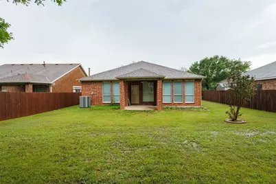 7048 Summit Parc Drive, Dallas, TX 75249 - Photo 17