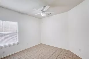 7048 Summit Parc Dr, Dallas, TX 75249 - Photo 3