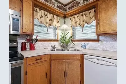 501 W College Street, Rising Star, TX 76471 - Photo 11