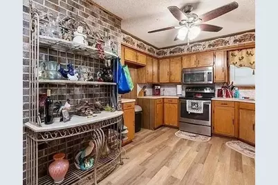 501 W College Street, Rising Star, TX 76471 - Photo 7