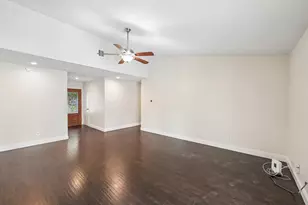 402 W Springdale Ln, Grand Prairie, TX 75052 - Photo 7
