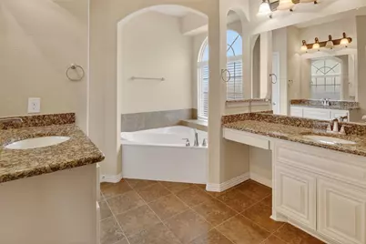 6132 Falls Lake Road, Fort Worth, TX 76179 - Photo 21