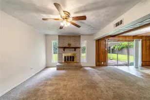 13515 Charcoal Ln, Farmers Branch, TX 75234 - Photo 3