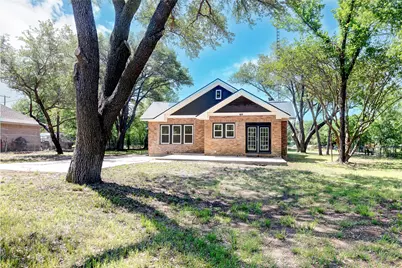 506 W San Saba Street, Wortham, TX 76693 - Photo 3