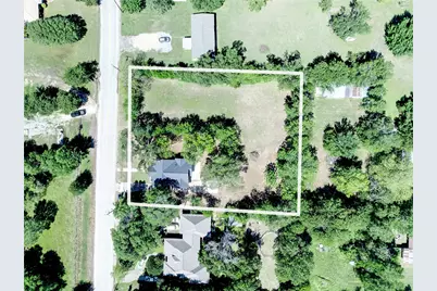 506 W San Saba Street, Wortham, TX 76693 - Photo 19