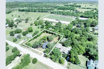 506 W San Saba Street, Wortham, TX 76693 - Photo 21