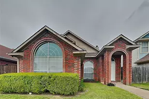 1409 Post Oak Dr, Rowlett, TX 75089 - Photo 1