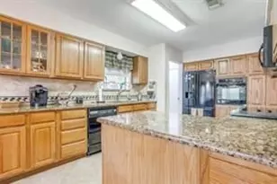 6749 Ridgewood Dr, North Richland Hills, TX 76182 - Photo 11