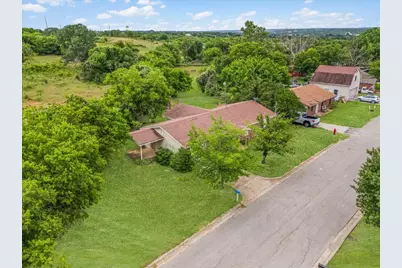 110 Lora Lane, Weatherford, TX 76088 - Photo 31