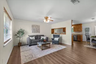 110 Lora Ln, Weatherford, TX 76088 - Photo 11