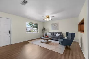 110 Lora Ln, Weatherford, TX 76088 - Photo 11