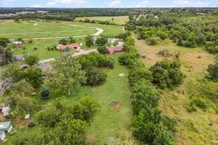 110 Lora Ln, Weatherford, TX 76088 - Photo 27