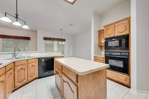 2760 Beacon Hill Dr, Rockwall, TX 75087 - Photo 11