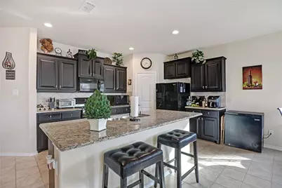 100 Creek Terrace Drive, Saginaw, TX 76131 - Photo 5