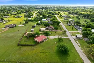 170 Clover Ln, Decatur, TX 76234 - Photo 25