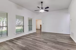 741 Oak Park Dr, Azle, TX 76020 - Photo 3