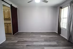 812 Mockingbird St, Bonham, TX 75418 - Photo 13