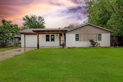 2127 E Mitchell Street, Arlington, TX 76010 - Photo 1