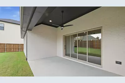 708 Bear Creek Drive, Hurst, TX 76054 - Photo 19