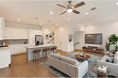 2450 N Garrett Avenue #14, Dallas, TX 75206 - Photo 3