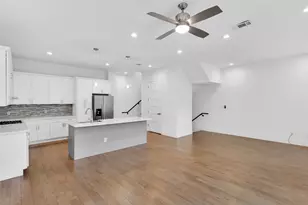 2450 N Garrett Ave, Dallas, TX 75206 - Photo 5