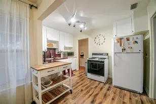 10313 Pinecrest Dr, Dallas, TX 75228 - Photo 9
