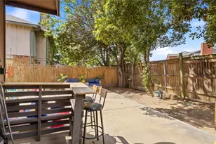 412 Victoria, Grand Prairie, TX 75052 - Photo 15