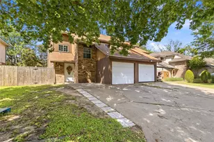 412 Victoria, Grand Prairie, TX 75052 - Photo 13