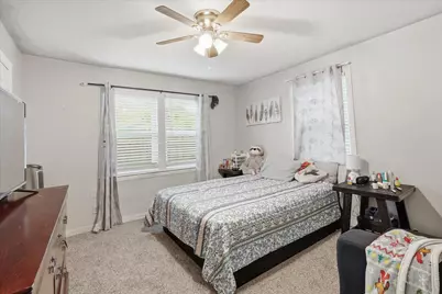 305 Claude Avenue, Cleburne, TX 76031 - Photo 9