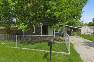 305 Claude Ave, Cleburne, TX 76031 - Photo 13
