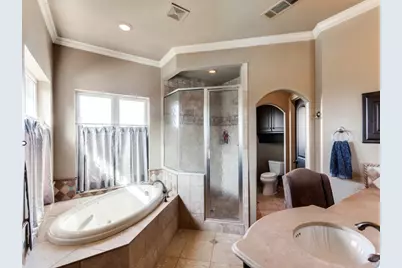 1608 Rivercrest Court, Fort Worth, TX 76107 - Photo 23