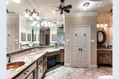 1608 Rivercrest Court, Fort Worth, TX 76107 - Photo 27