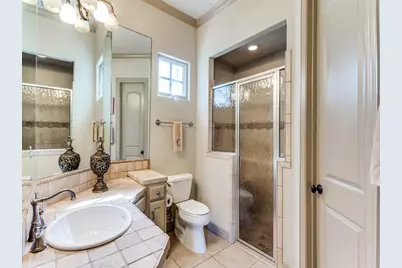 1608 Rivercrest Court, Fort Worth, TX 76107 - Photo 17