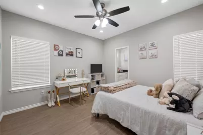 1108 Oakwood Avenue, Waco, TX 76706 - Photo 15