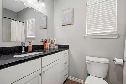 1108 Oakwood Avenue, Waco, TX 76706 - Photo 23