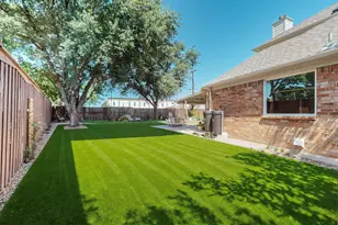 2221 Everglade Ct, Carrollton, TX 75006 - Photo 9