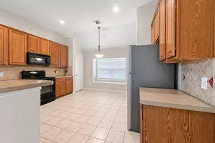 1612 Warm Springs Dr, Allen, TX 75002 - Photo 9