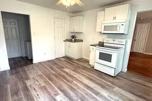833 W Pecan St, Sherman, TX 75092 - Photo 11
