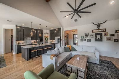 505 N Saddle Horn Court, Weatherford, TX 76087 - Photo 9